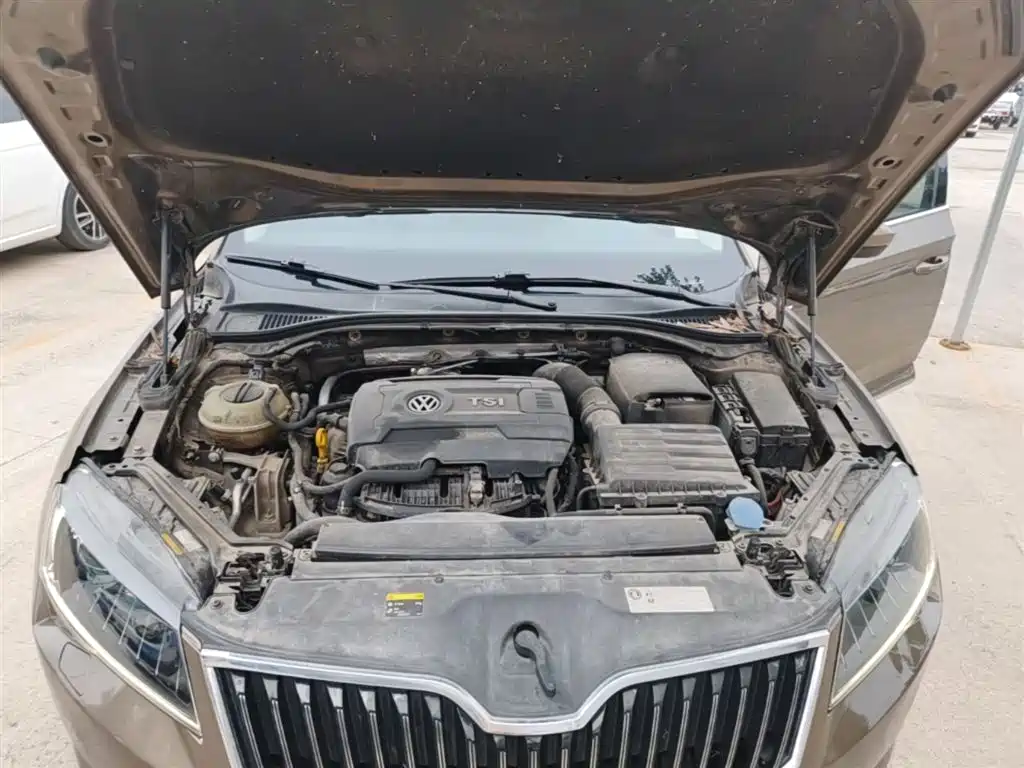 Škoda Superb 2016 TSI330 DSG Smart Edition фото 20
