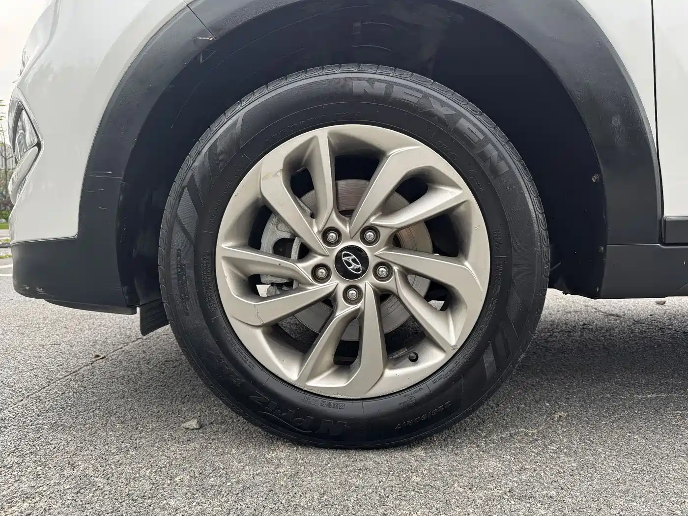 Hyundai Tucson 2015 1.6T Dual Clutch 2WD Smart фото 4