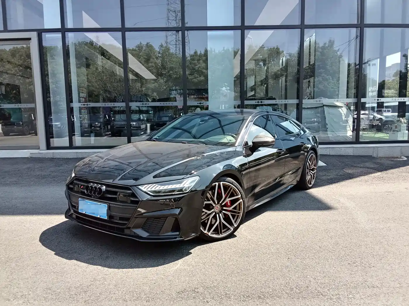 Photo 1 - Audi A7L