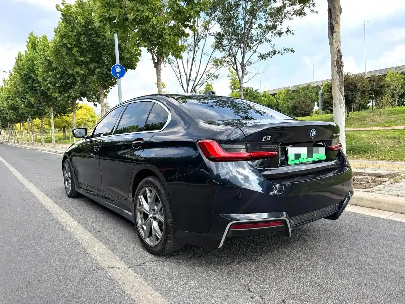 2025 BMW i3