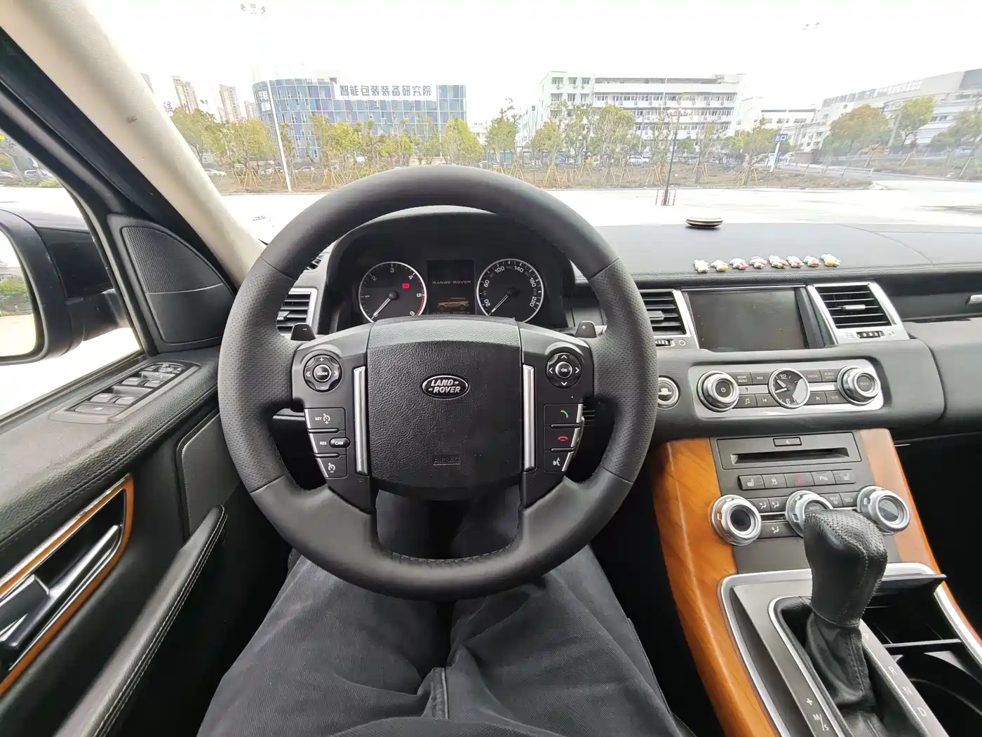 Land Rover Range Rover Sport 2010 3.0 TDV6 HSE Diesel фото 10