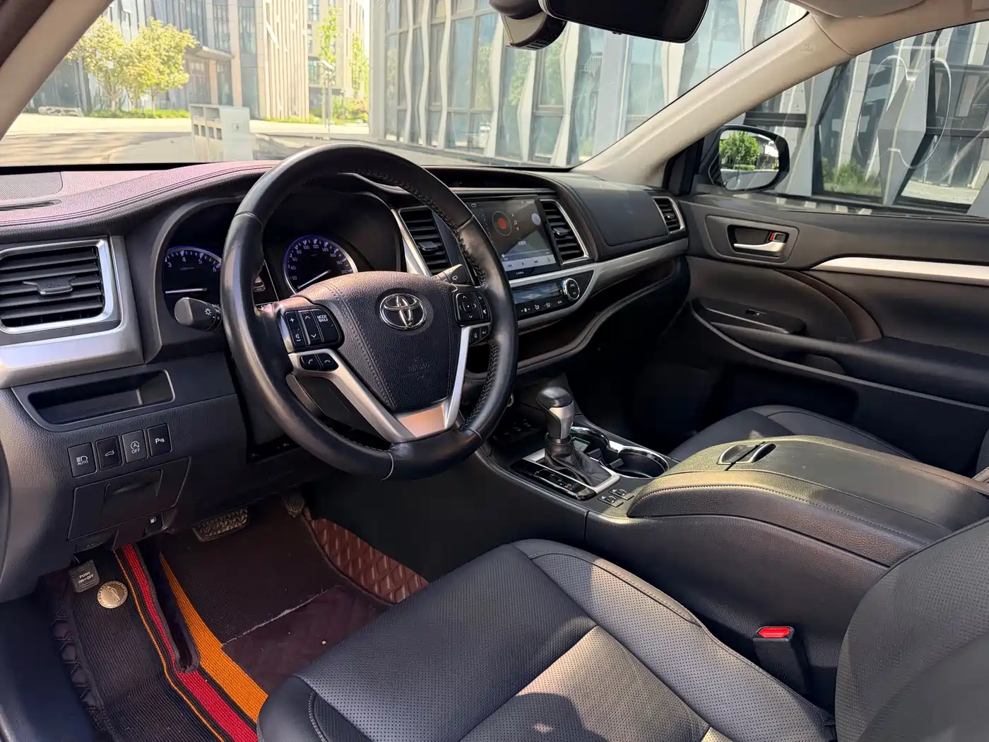Toyota Highlander 2018 2.0T 4WD Luxury 7-seater (China V) фото 9