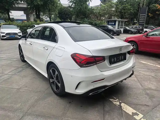 Mercedes-Benz A-Class 2022 Facelift A 200 L Sport Sedan Fashion Style — фото 3