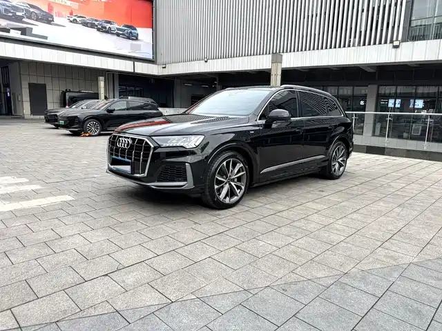  Audi Audi Q7 2023 55 TFSI quattro S line Sport