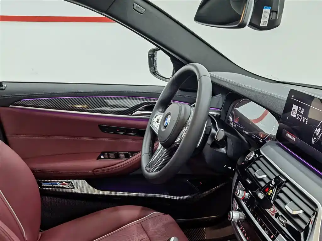 BMW 5 Series 2023 530Li Leading M Sport Package фото 22