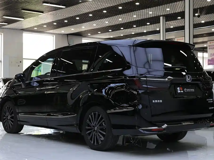 Honda Elysion 2025 2024 2.0L e:HEV Luxury Edition