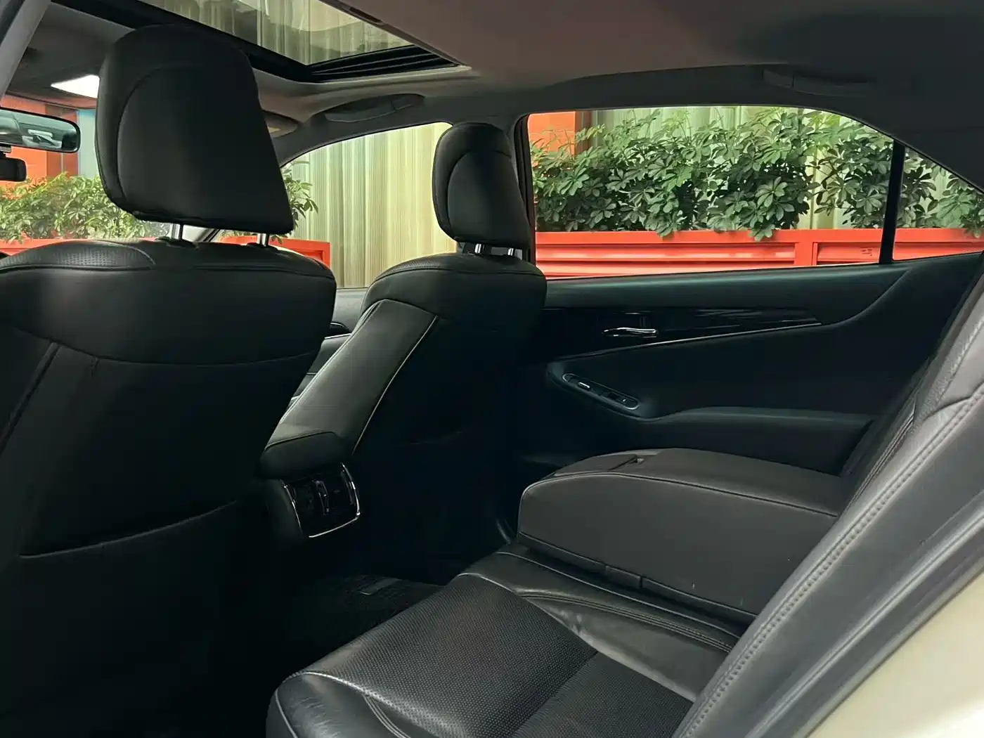 Toyota Crown 2015 2.0T Fashion фото 6