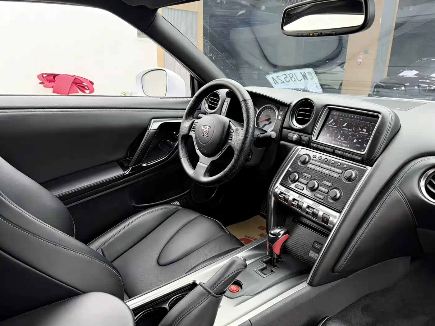 Nissan GT-R 2012 3.8T Premium Edition фото 10