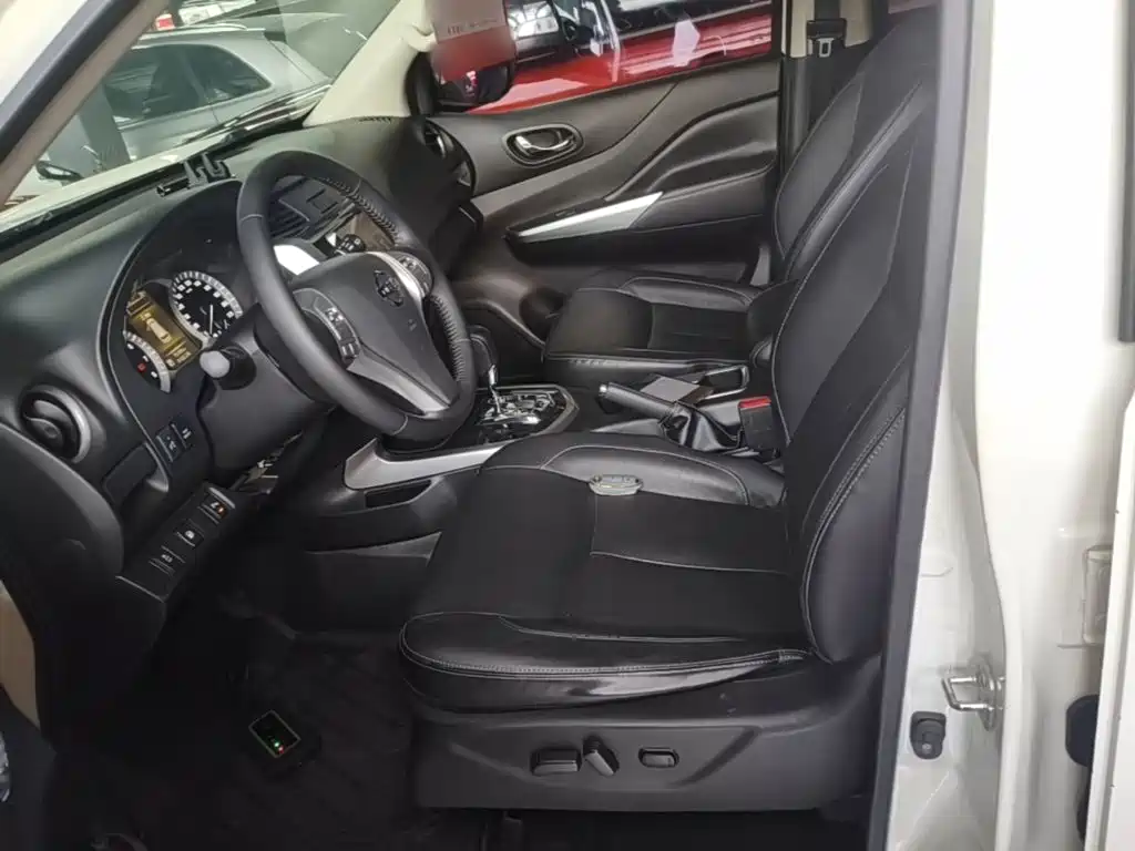 Nissan Terra 2019 2018 2.5L Automatic AWD Flagship