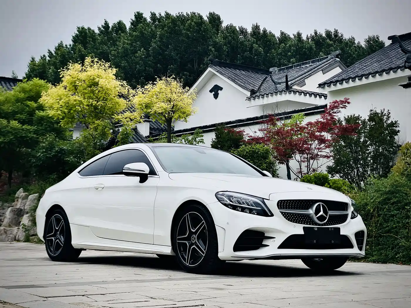 MERCEDES-BENZ CLASS C (IMPORTED)