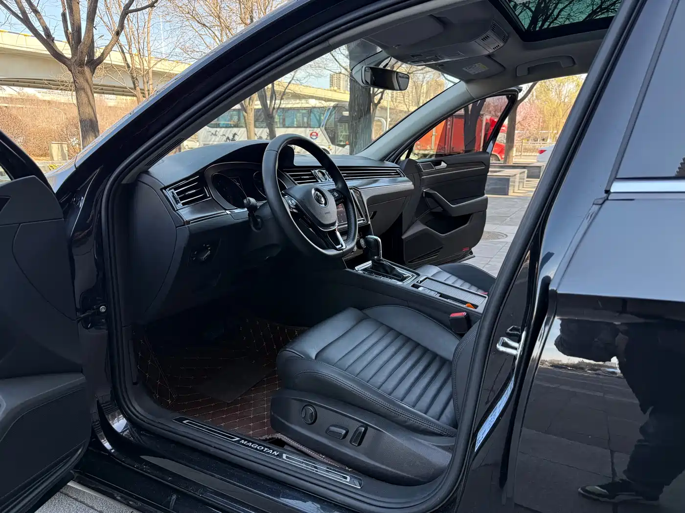 Volkswagen Magotan 2019 330TSI DSG Luxury China V фото 12