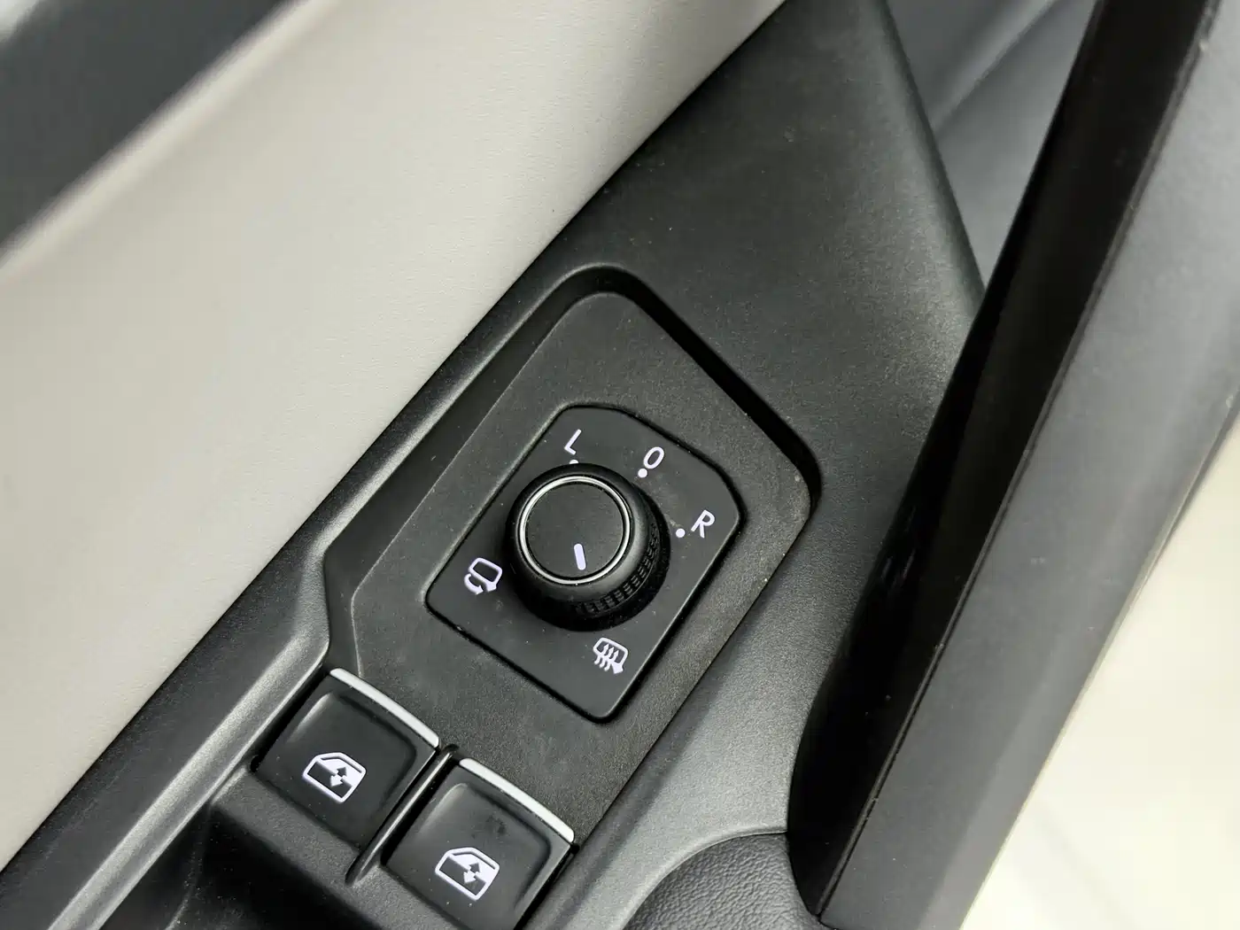 Volkswagen Tayron 2023 280TSI 2WD Luxury Plus Advanced Edition фото 18