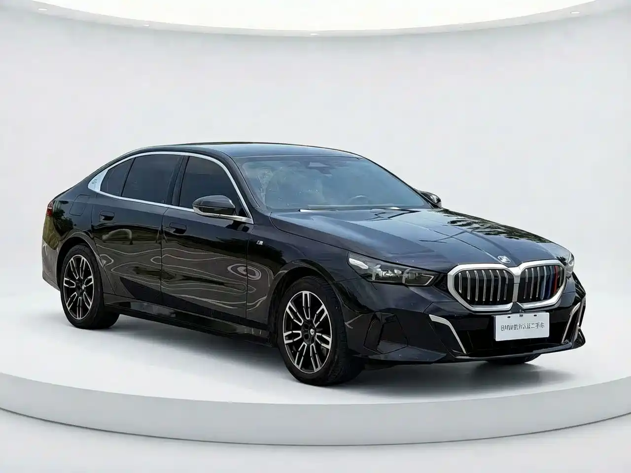 BMW 5 Series 2024 525Li M Sport Package фото 6