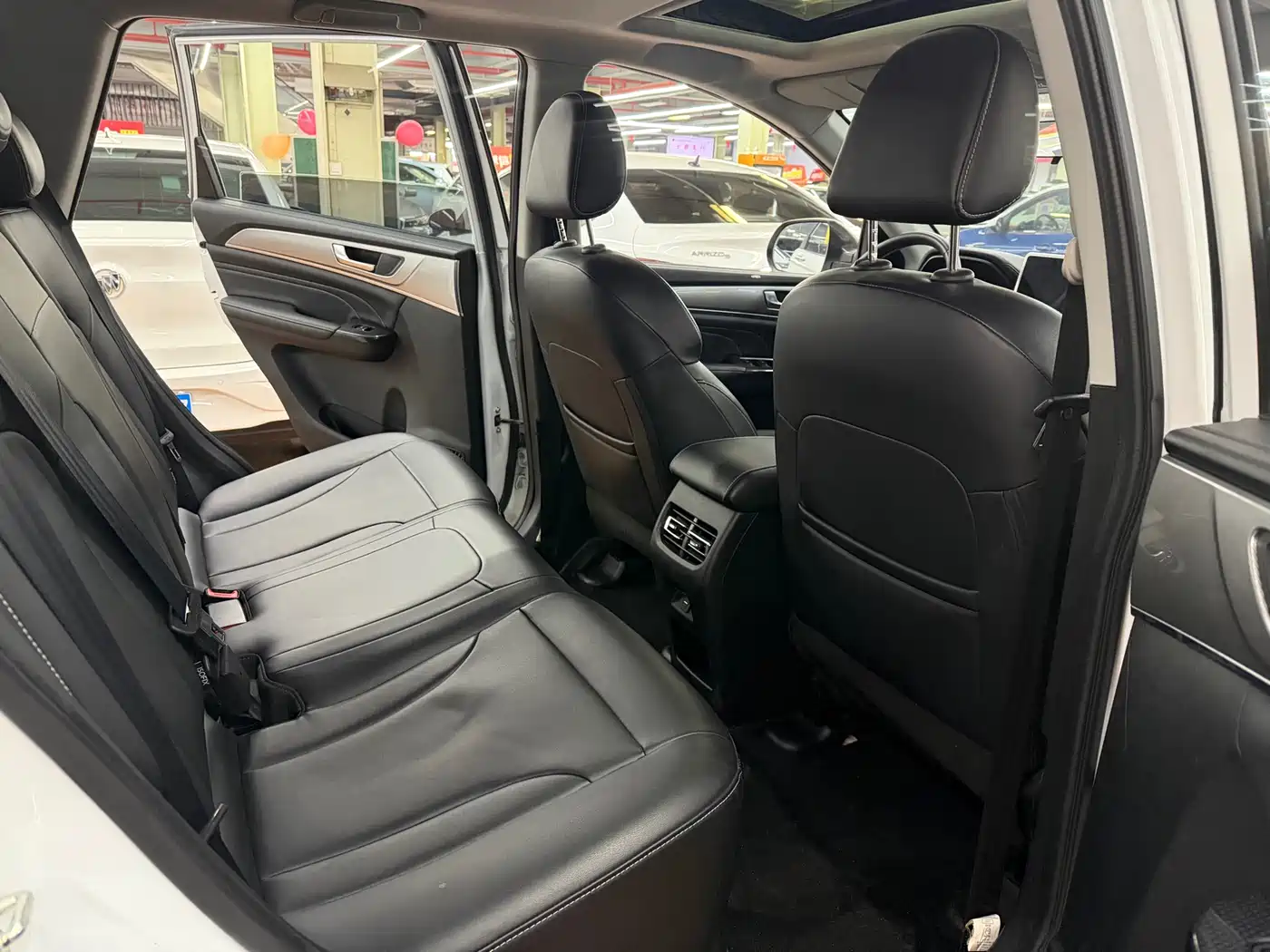 Haval M6 2021 PLUS 1.5T DCT Luxury Smart Connect фото 10
