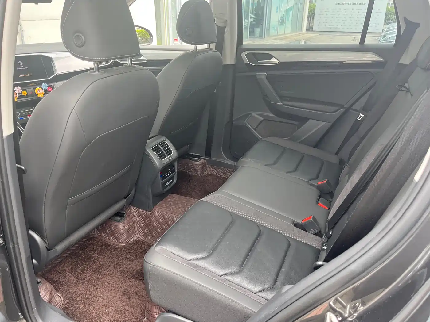Volkswagen Tayron 2022 330TSI 2WD Luxury Smart Connect Edition фото 5