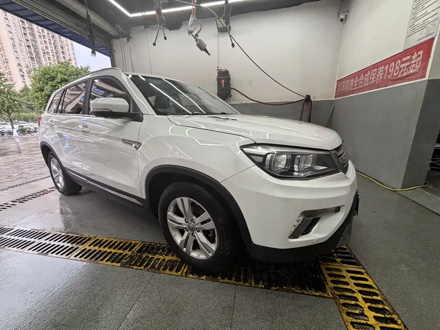 Фото 2 - Changan CS75