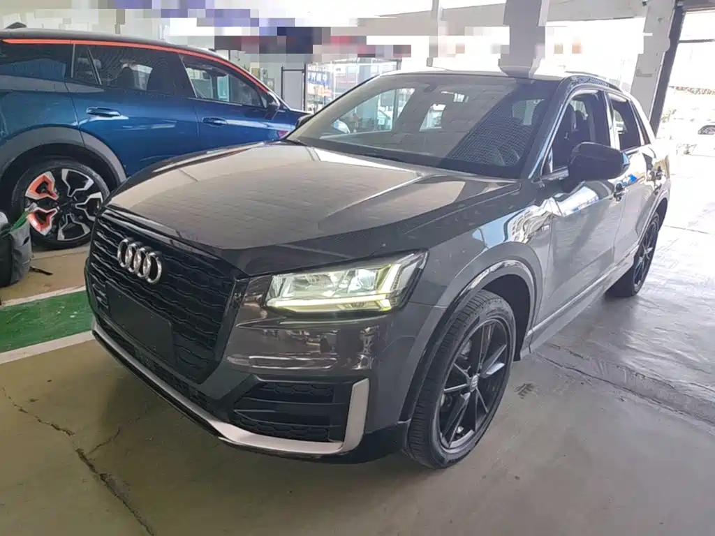 Фото 2 - Audi Q2L