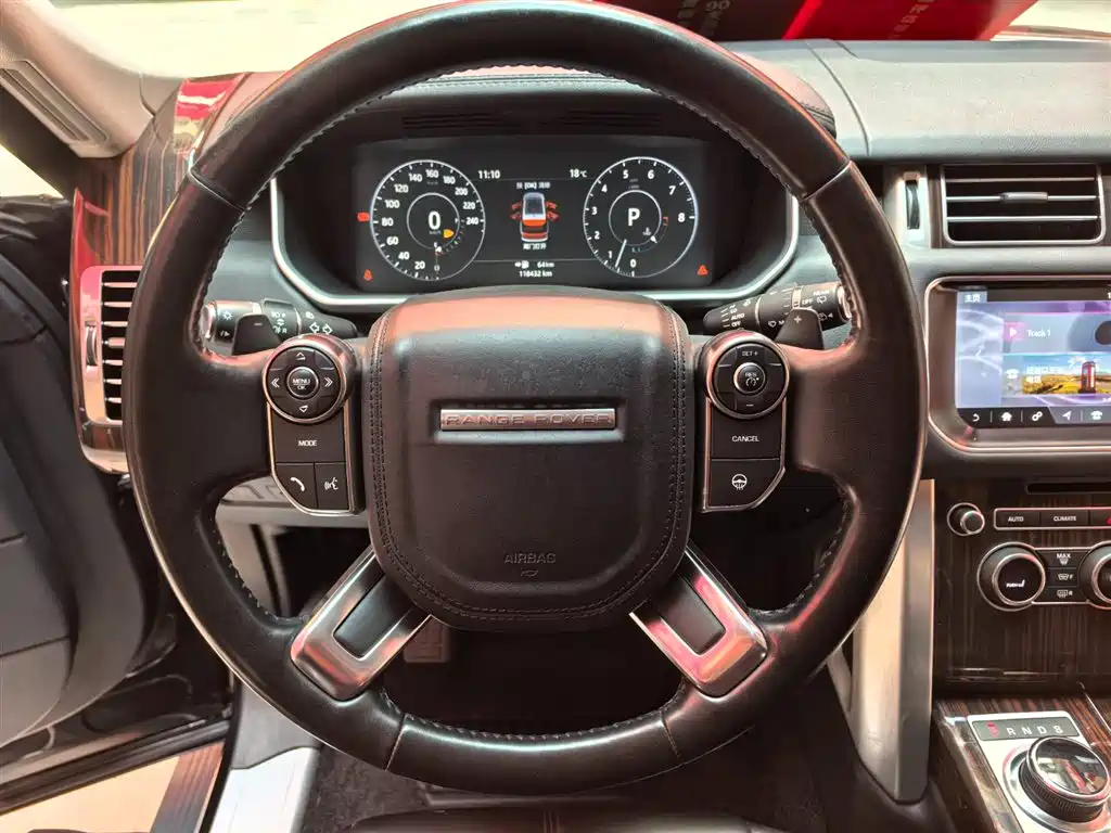 Land Rover Range Rover 2017 3.0 SC V6 Golden Age Edition фото 13