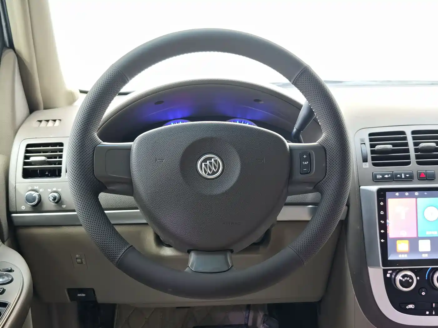 Buick GL8 2014 2.4L Classic Edition фото 23