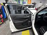 Photo 16 - Honda Vezel