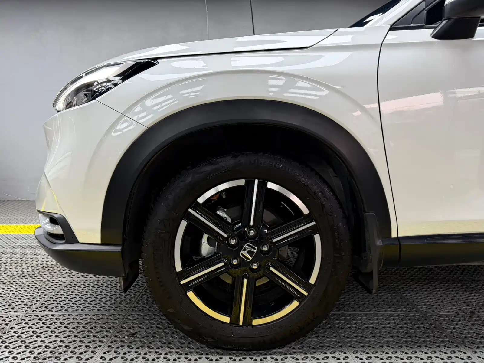 Photo 8 - Honda Vezel
