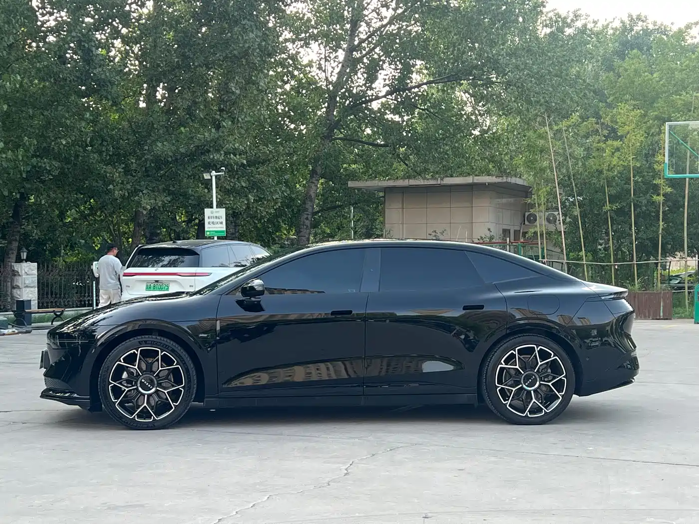 ZEEKR 007 2024 2024 RWD Enhanced 75kWh