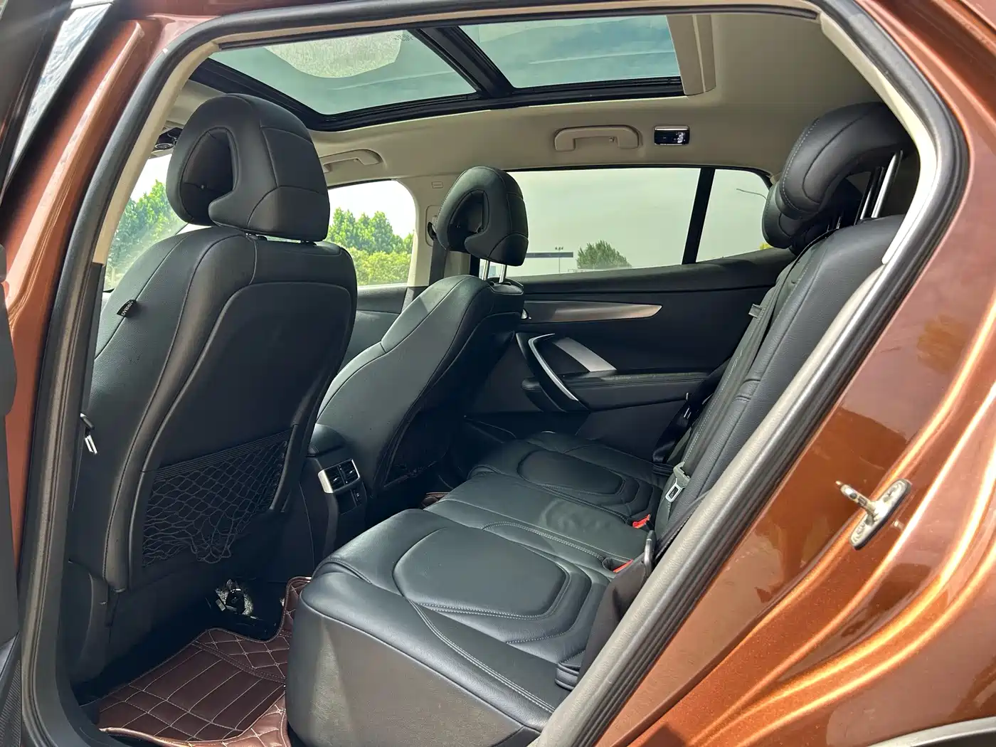 DS 6 2015 2014 1.6T Luxury Edition THP160