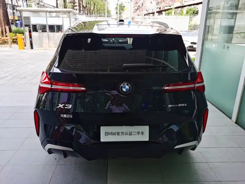 BMW X3 2025 xDrive25L Luxury Package фото 5