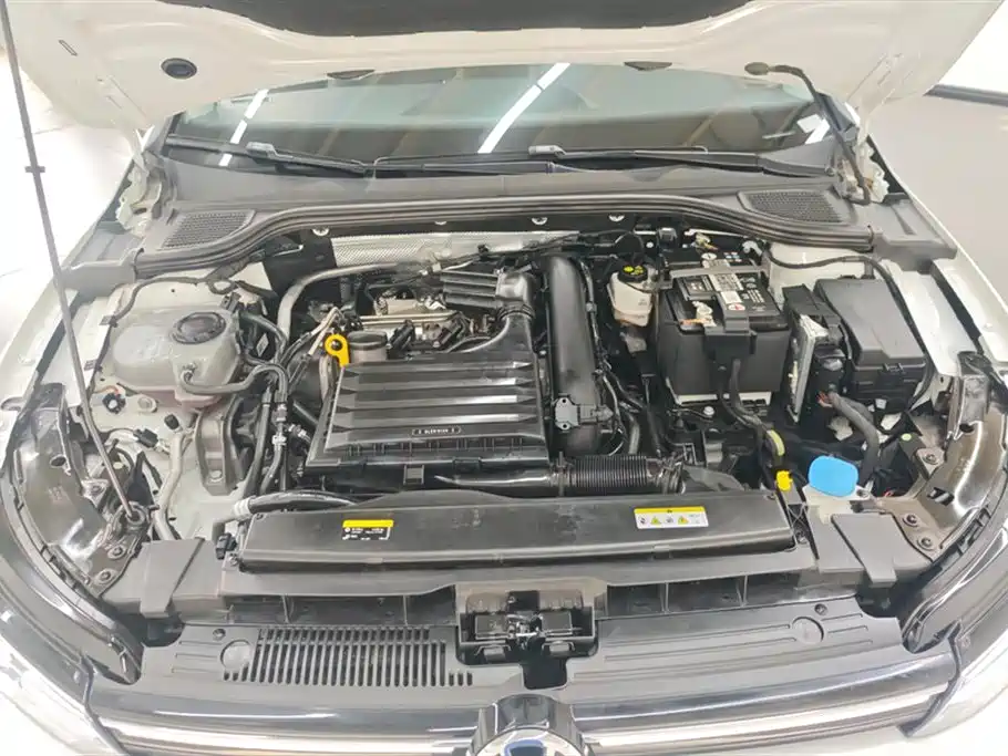 Volkswagen Golf 2023 Facelift 280TSI DSG Pro фото 9
