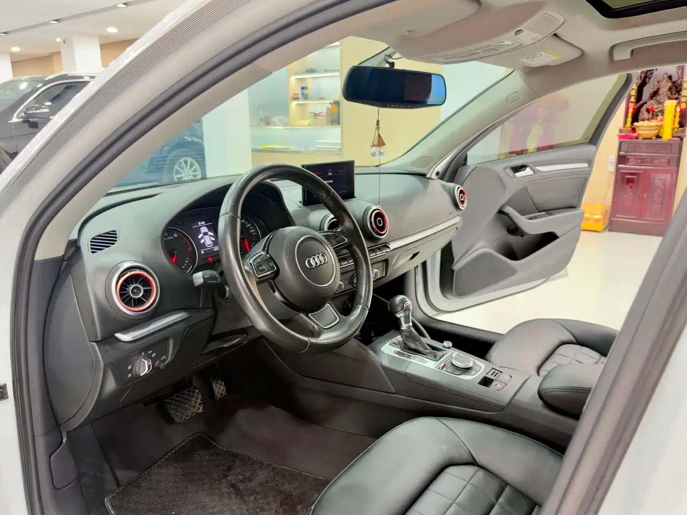 Audi A3 2014 Sportback 35 TFSI Automatic Progressive фото 4