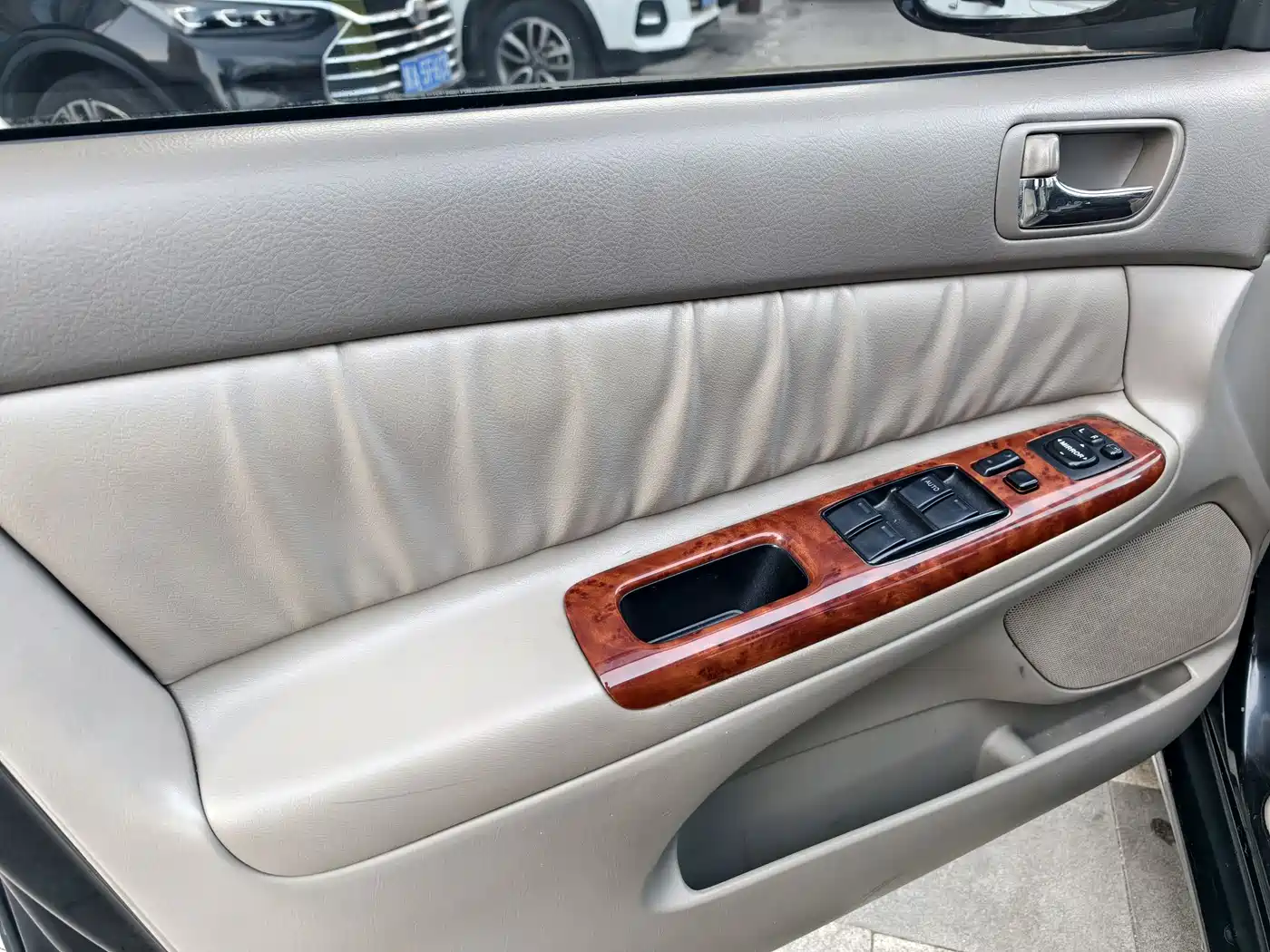 Toyota Camry (Overseas) 2005 2.4 Luxury Edition фото 14