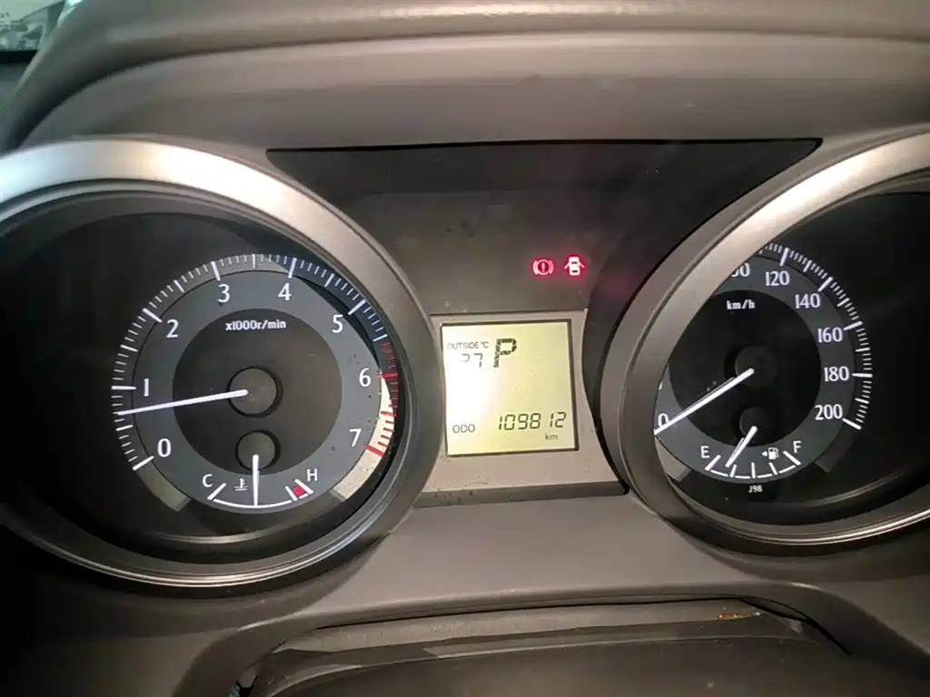 Toyota Prado 2015 2.7L Automatic Luxury фото 12