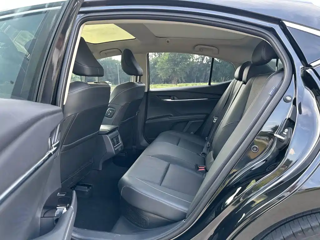 Toyota Camry 2026 2026 Hybrid 2.0HG Premium Edition