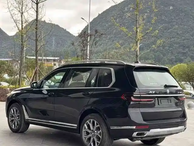 BMW X7 2025 2023 xDrive40i Exclusive Luxury Package