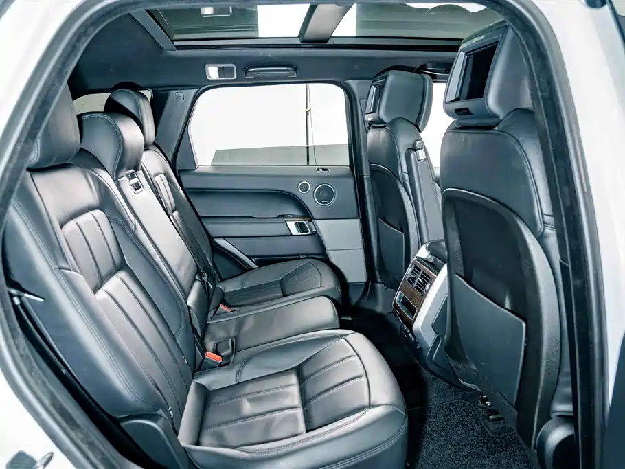 Land Rover Range Rover Sport PHEV 2018 Model P400e фото 22