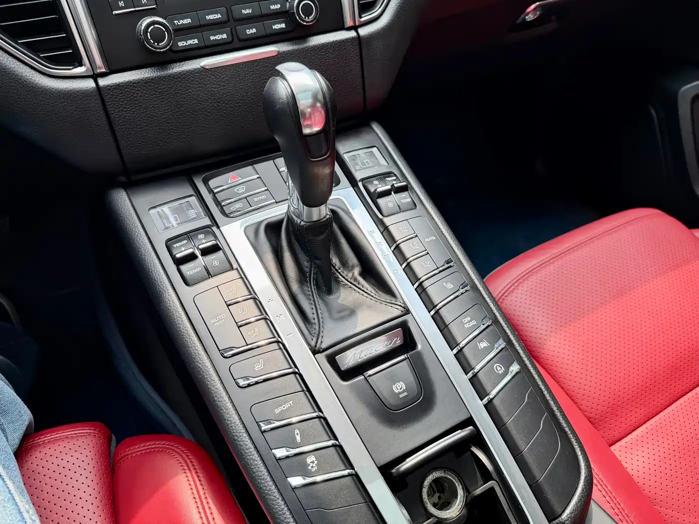 Porsche Macan 2017 Macan 2.0T фото 18