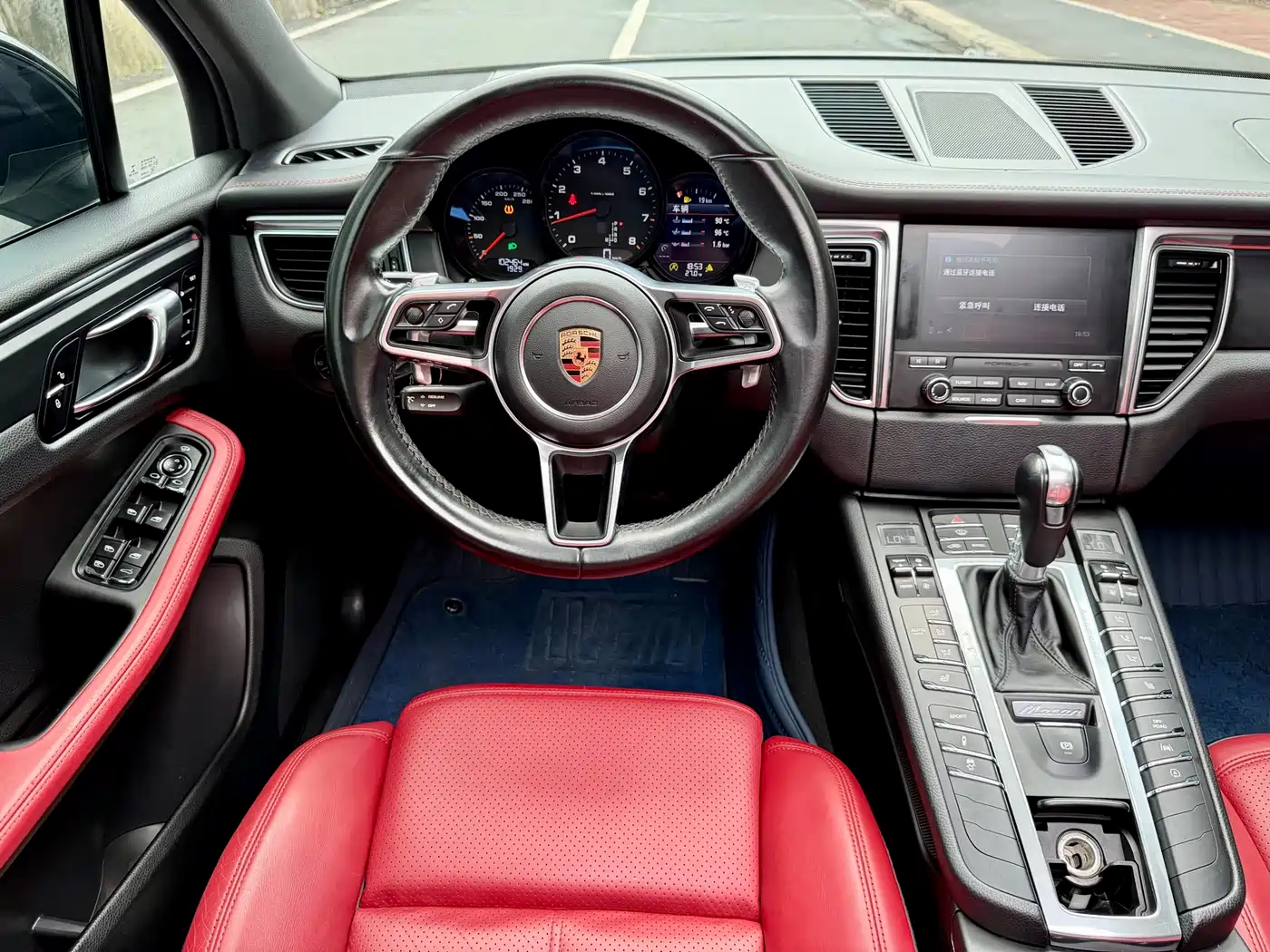 Porsche Macan 2017 Macan 2.0T фото 27