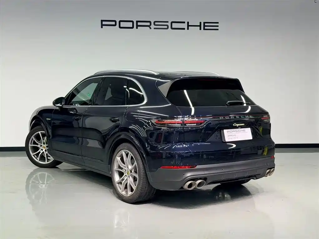 PORSCHE CAYENNE NEW ENERGY