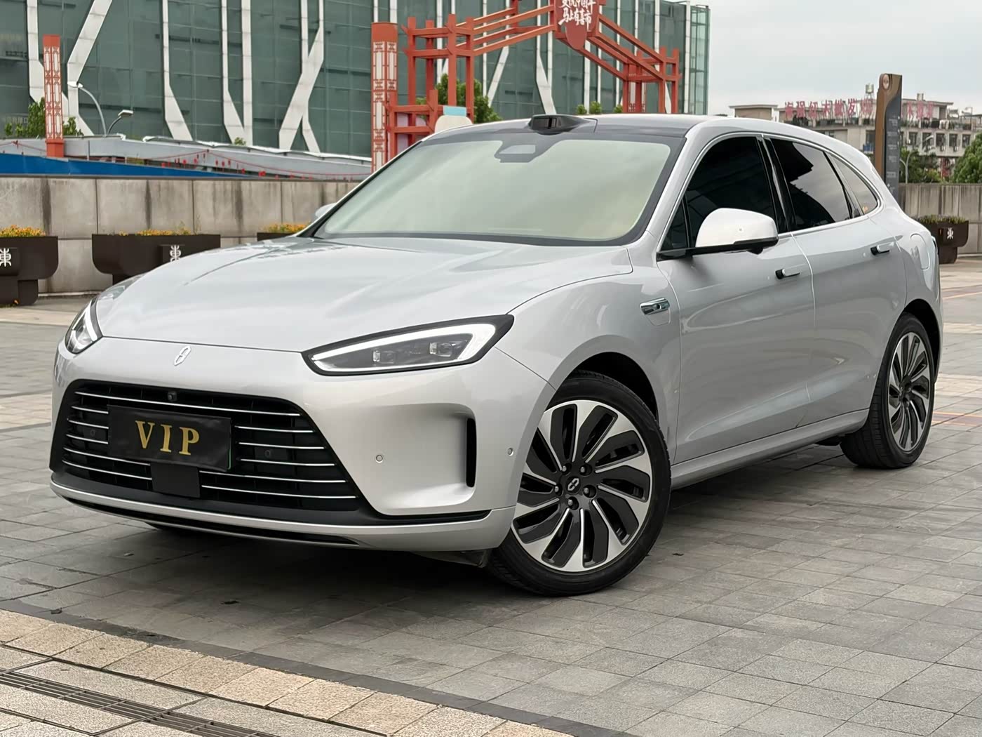 AITO Wenjie AITO M5