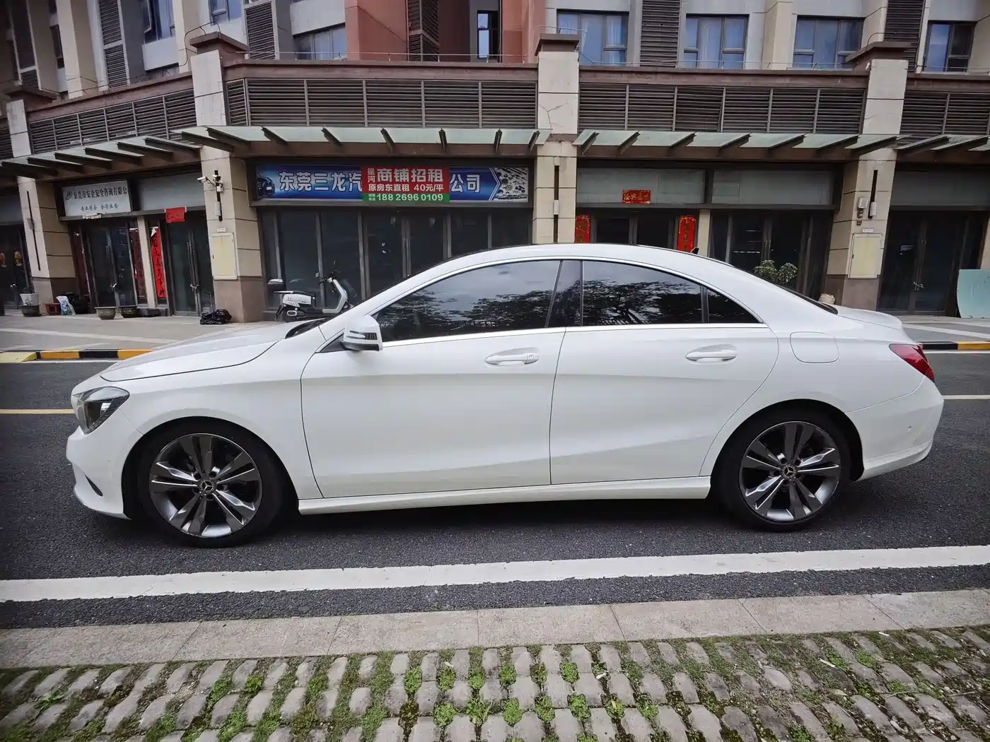 Mercedes-Benz CLA (Import) 2018 CLA 200 Dynamic Edition фото 3