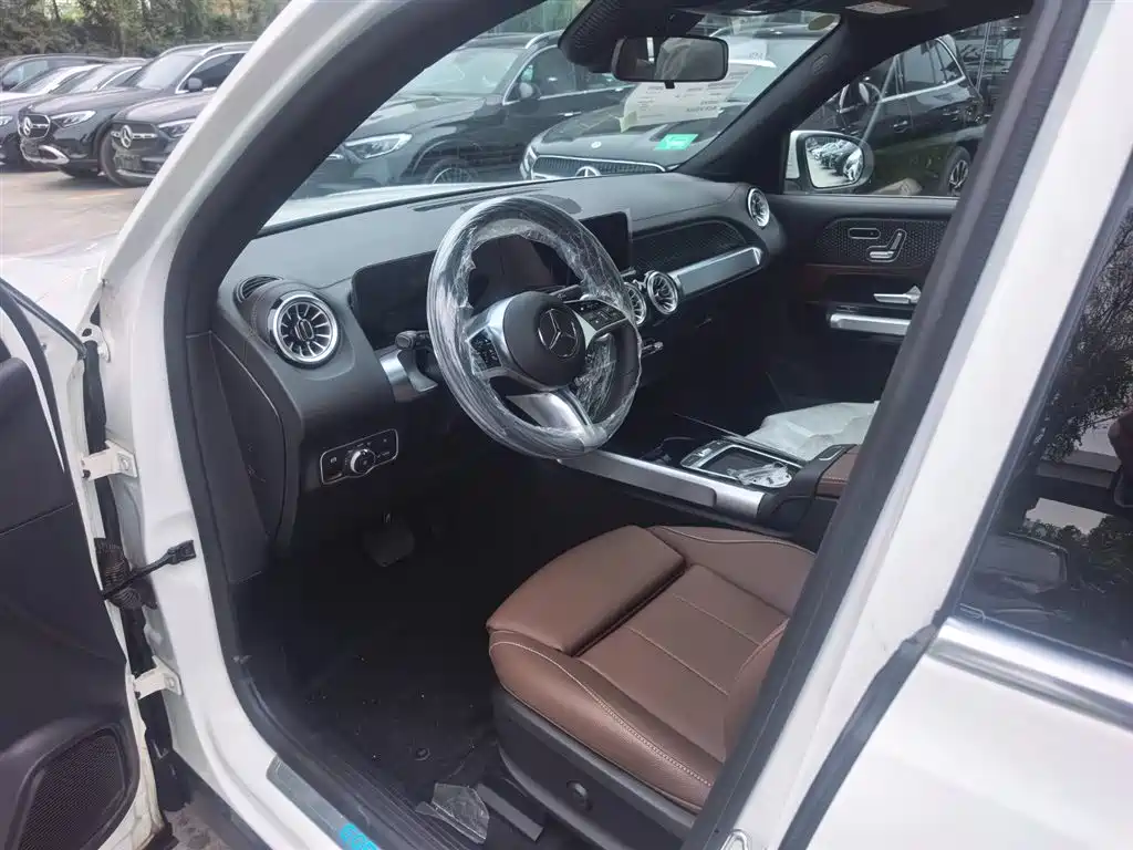 Mercedes-Benz EQB 2025 EQB 260 фото 13