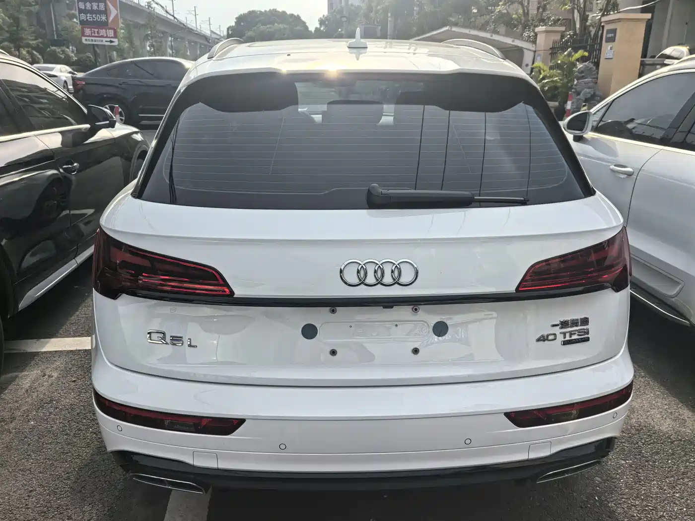 Фото 6 - Audi Q5L