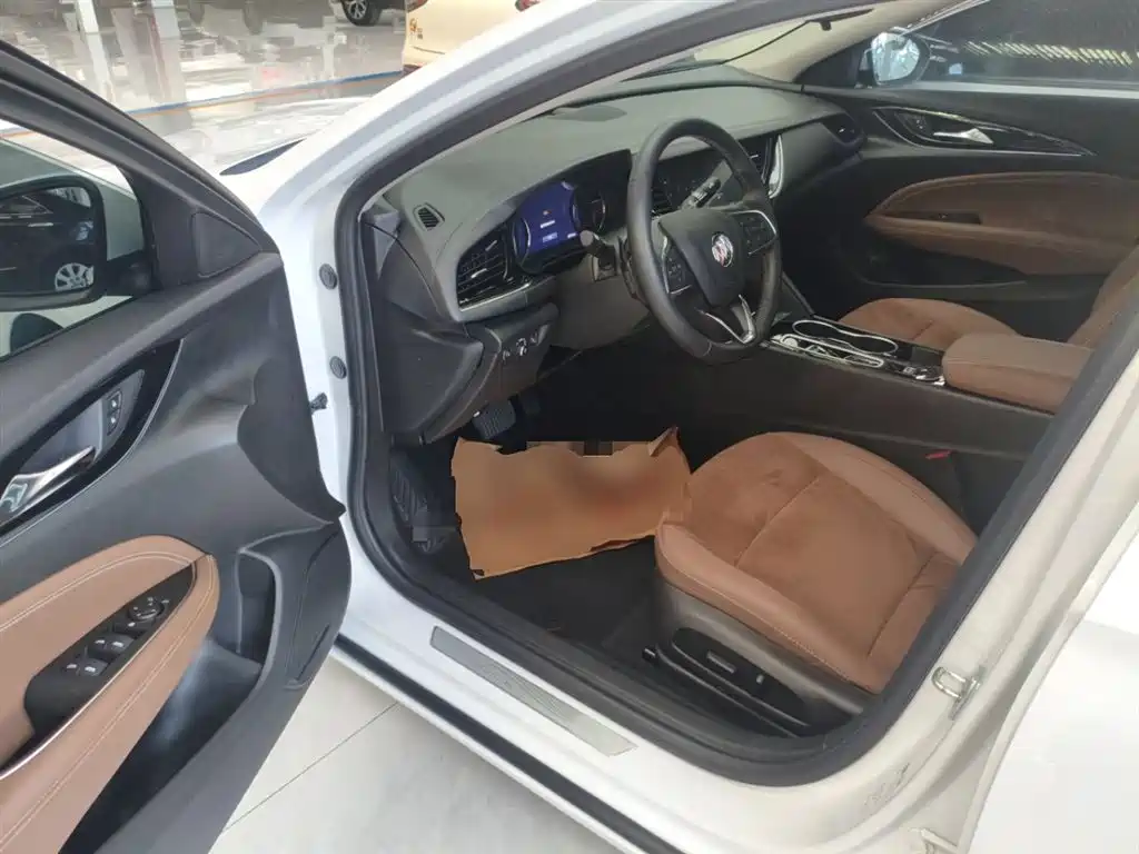 BUICK REGAL