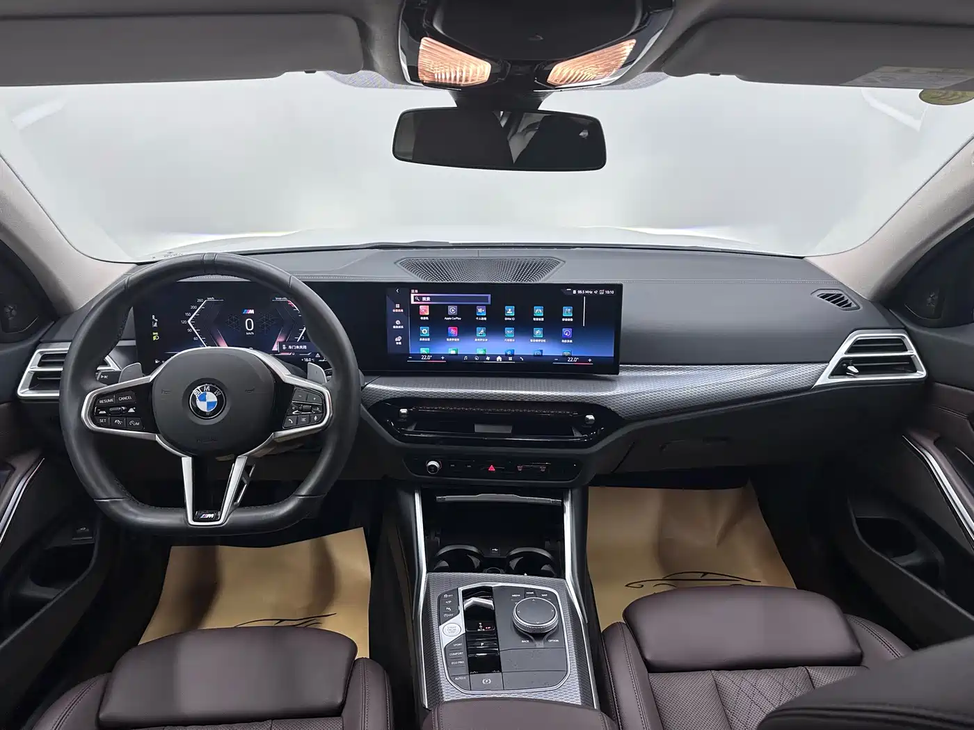 BMW 3 Series 2025 330Li M Sport Night Edition фото 19