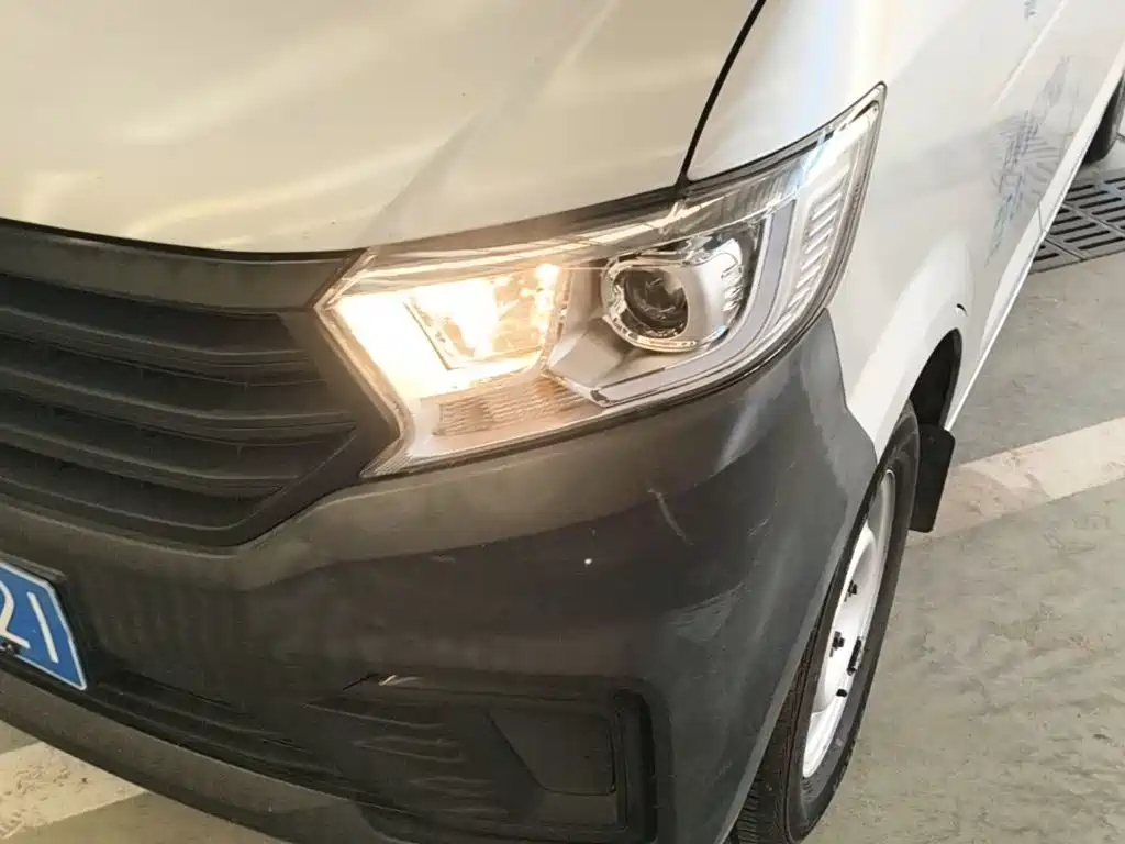 Changan Kuayue Kuayuexing V3 2023 2022 1.5L Gasoline Enjoyment 2-seat Van JL473QH