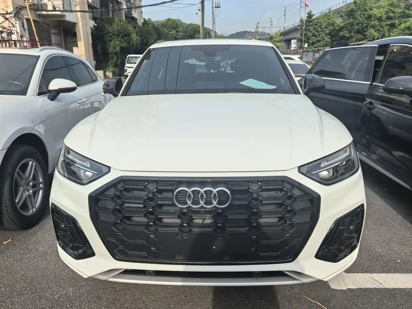 Фото 2 - Audi Q5L