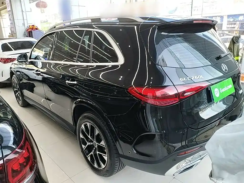 Mercedes-Benz GLC 2023 GLC 260 L 4MATIC Luxury 5-Seater фото 5