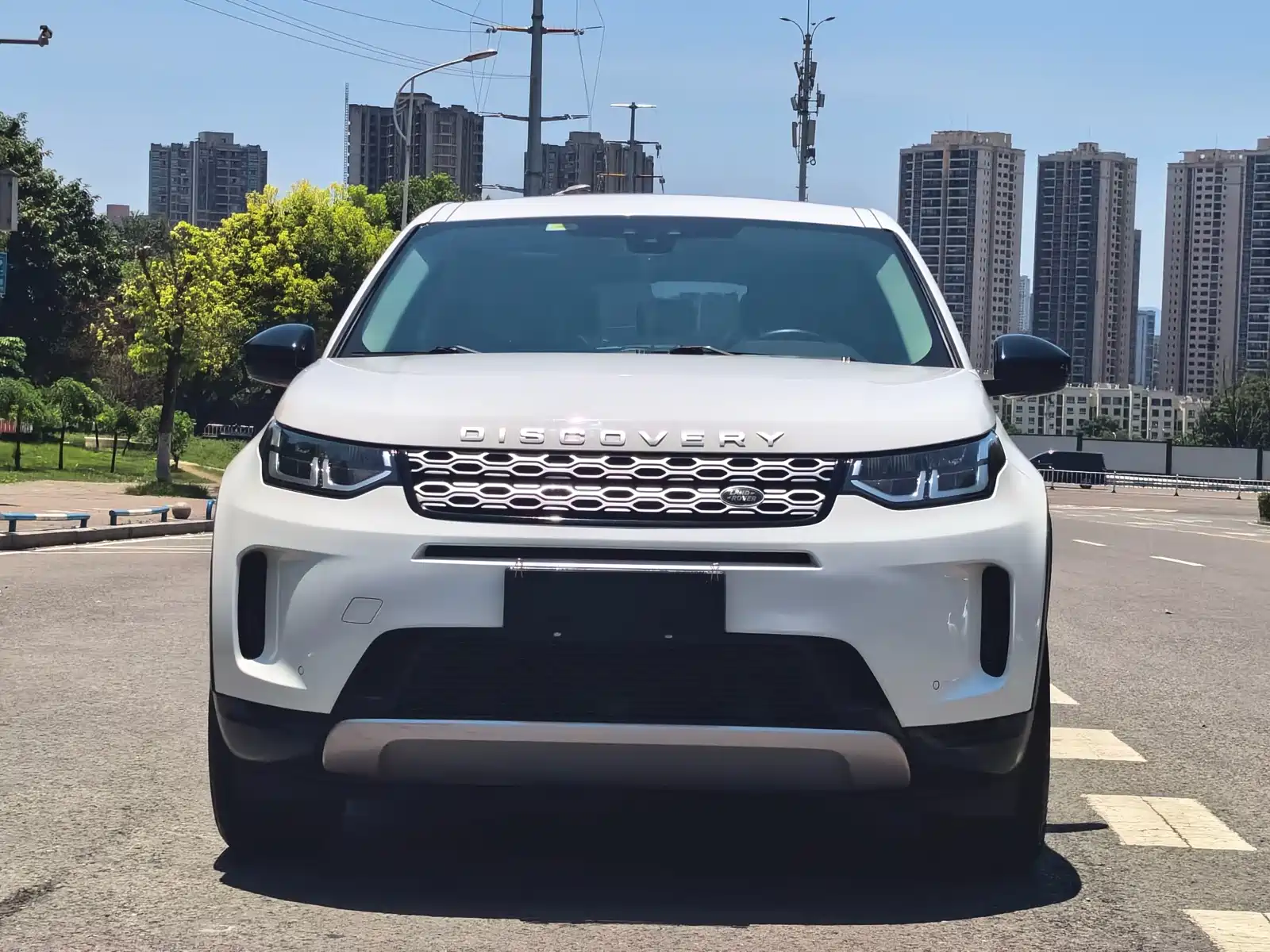 Фото 2 - Land Rover Discovery Sport
