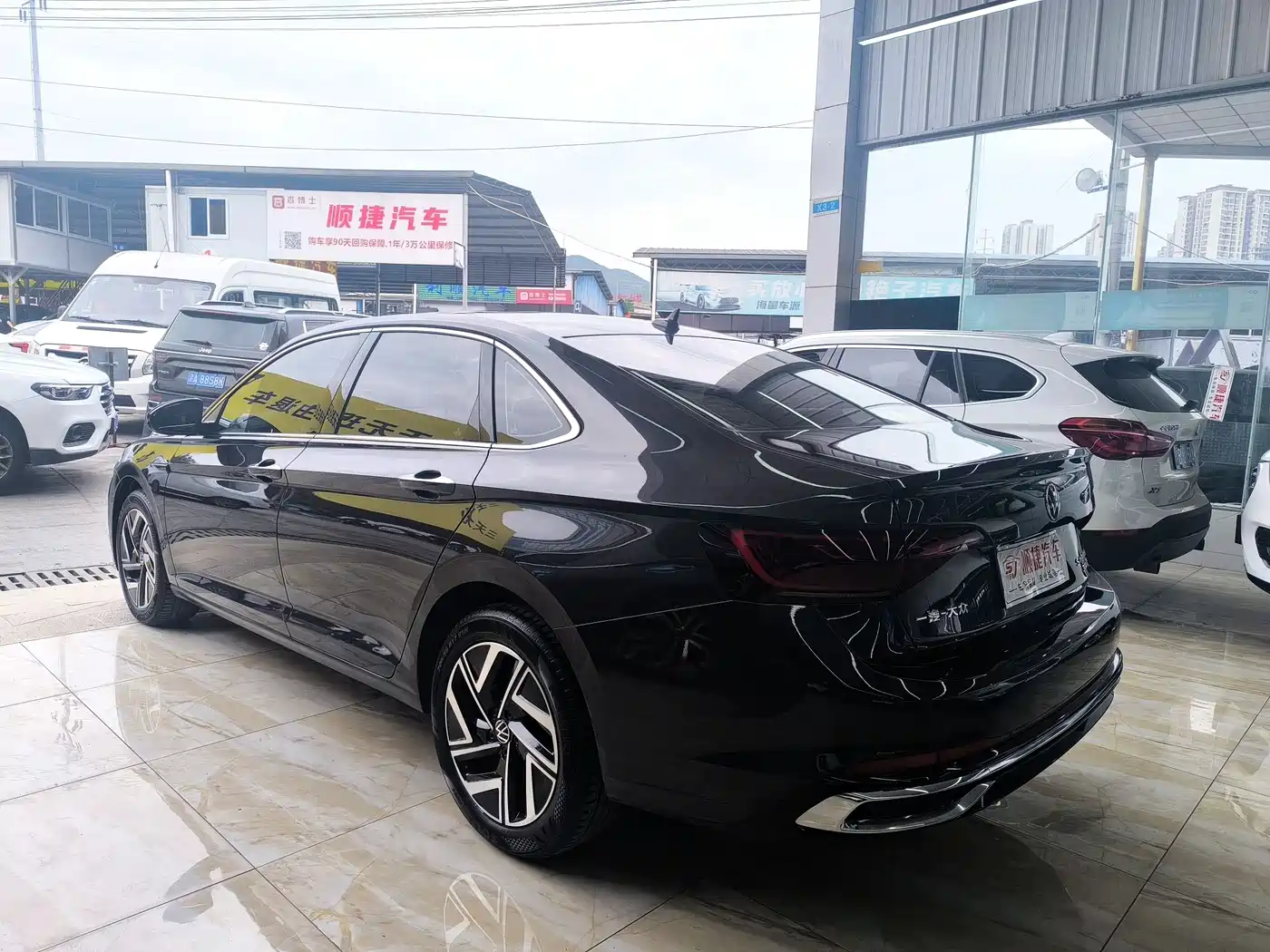 Volkswagen Sagitar 2024 300TSI DSG Surpass Edition фото 9