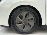 Фото 9 - Li Auto MEGA